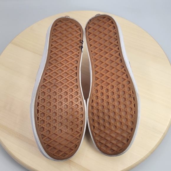 Vans Authentic Low Cut Valentine Heart Lace Up Sneakers Unisex Womens 6 Mens 4.5 - Picture 7 of 12